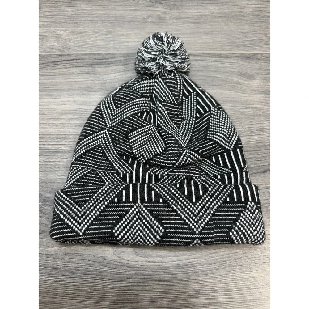 The North Face Pom Beanie Black White One Size Stretch Winter Warm Women's Snow